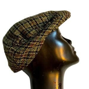 Made in England Plaid Wool Cap. OS